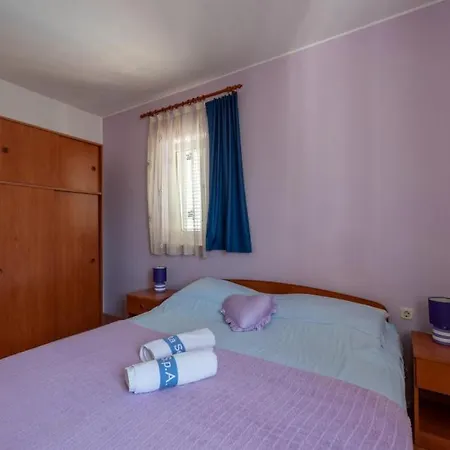 View 1 By Guide Rijeka