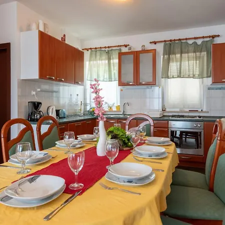 View 1 By Guide Apartamento